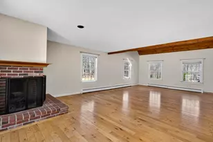 13 Forest Dr, East Kingston, NH 03827 - Photo 5