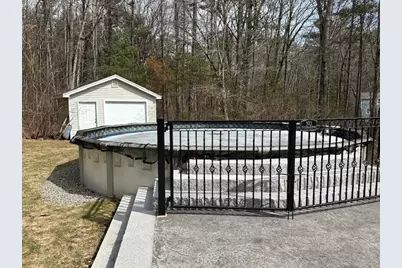 43 Lampton Lane, Derry, NH 03308 - Photo 15