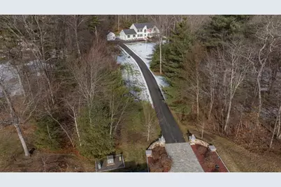 43 Lampton Drive, Derry, NH 03308 - Photo 5