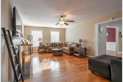 43 Lampton Drive, Derry, NH 03308 - Photo 23