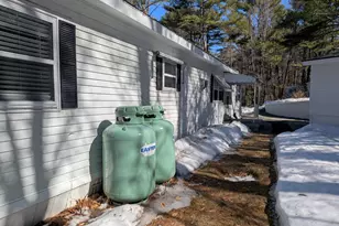 22 Fir Tree Ln, Tuftonboro, NH 03816 - Photo 9