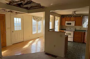 127 Daniel Webster Hwy, Merrimack, NH 03054 - Photo 9