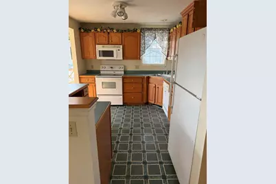 127 Daniel Webster Highway, Merrimack, NH 03054 - Photo 11
