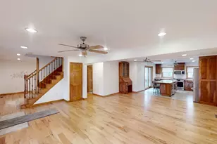 20 Academy Ave, Atkinson, NH 03811 - Photo 9