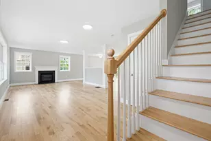 1 Blaisdell Ct, Raymond, NH 03077 - Photo 7