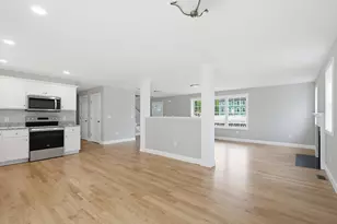 1 Blaisdell Ct, Raymond, NH 03077 - Photo 11