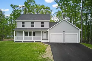 1 Blaisdell Ct, Raymond, NH 03077 - Photo 1