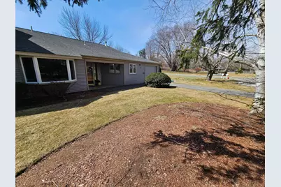 16 Walden Pond Drive, Nashua, NH 03064 - Photo 5