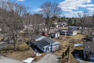 4 Leeann St, Nashua, NH 03062 - Photo 37