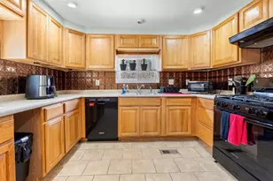 4 Leeann St, Nashua, NH 03062 - Photo 21