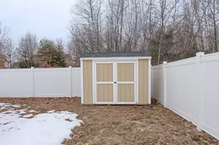 91 Trinity Cir, Rochester, NH 03839 - Photo 37