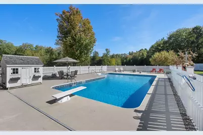 51 Pond Street, Newton, NH 03858 - Photo 5