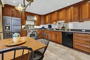 51 Pond St, Newton, NH 03858 - Photo 17