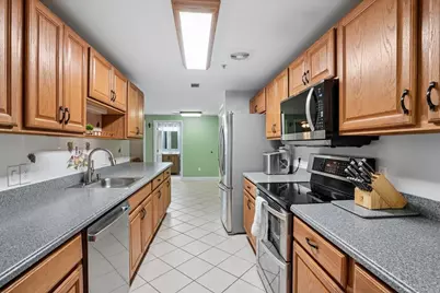 4 Crestview Circle #108, Londonderry, NH 03053 - Photo 5