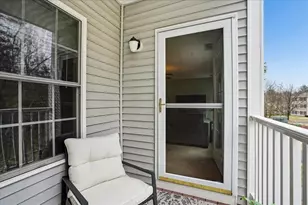 4 Crestview Cir, Londonderry, NH 03053 - Photo 25