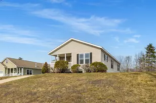 38 Tarah Wy, Fremont, NH 03044 - Photo 3