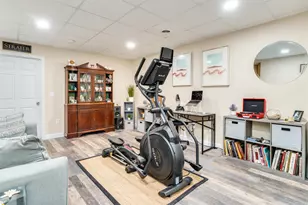 10 Thornhill Rd, Stratham, NH 03885 - Photo 17