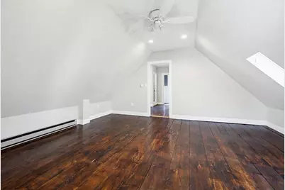 10  Hayes Avenue, Manchester, NH 03103 - Photo 17