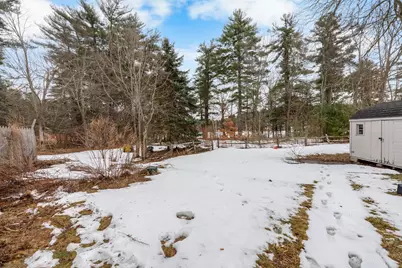 108 W Shore Avenue, Manchester, NH 03109 - Photo 25