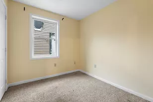 108 W Shore Ave, Manchester, NH 03109 - Photo 13
