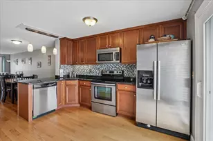 417 Fox Hollow Way, Manchester, NH 03104 - Photo 9