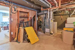 226 North St, Manchester, NH 03104 - Photo 53