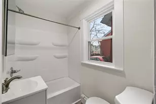 156 N Main St, Rochester, NH 03867 - Photo 11