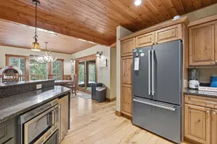 172 S Peak Rd, Lincoln, NH 03251 - Photo 13