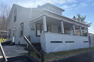 302 Grafton St, Berlin, NH 03570 - Photo 1