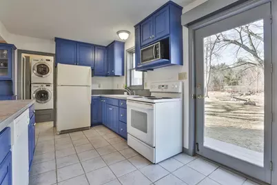 105 Conleys Grove Road, Derry, NH 03038 - Photo 17