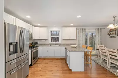 217 S Main Street, Seabrook, NH 03874 - Photo 9