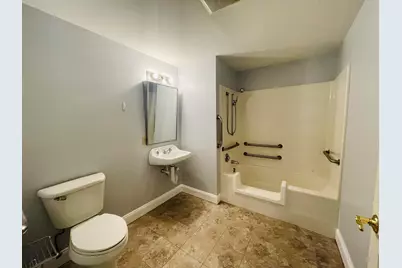 40 Eastern Avenue #104, Manchester, NH 03104 - Photo 23