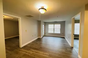 40 Eastern Ave, Manchester, NH 03104 - Photo 7