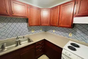 40 Eastern Ave, Manchester, NH 03104 - Photo 11