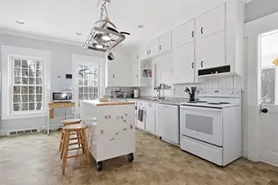 208 Academy St, Laconia, NH 03246 - Photo 7