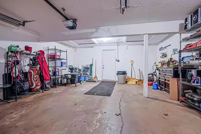 356 Circle Road, Manchester, NH 03103 - Photo 27