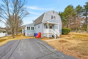 3954 Brown Ave, Manchester, NH 03103 - Photo 5