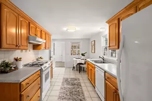 53 Seaverns Bridge Rd, Amherst, NH 03031 - Photo 9