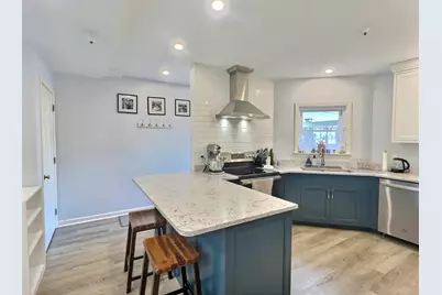 40 Wolf Road, Lebanon, NH 03766 - Photo 1