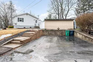 4 Kittery Dr, Nashua, NH 03062 - Photo 29