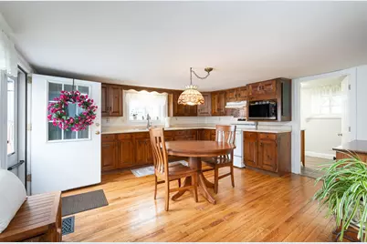 435 Central Street, Manchester, NH 03103 - Photo 9
