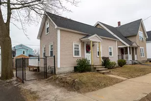 435 Central St, Manchester, NH 03103 - Photo 3