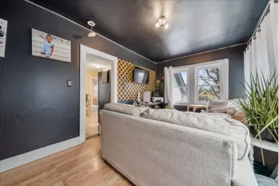 17 1/2 Balcom Street, Nashua, NH 03060 - Photo 3