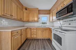 17 1/2 Balcom St, Nashua, NH 03060 - Photo 25