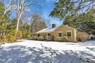 28 Wendover Way, Bedford, NH 03110 - Photo 3