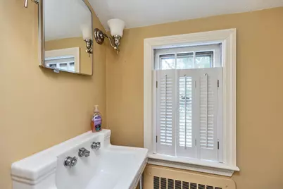 28 Wendover Way, Bedford, NH 03110 - Photo 35