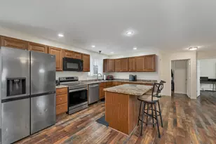 97 Daniel Dr, Wakefield, NH 03830 - Photo 3