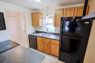 34 Great Falls Dr, Concord, NH 03303 - Photo 13