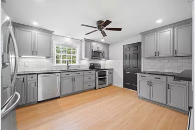 18 Shannon Way, Brentwood, NH 03833 - Photo 3