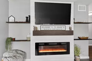 53 E Ridge Rd, Merrimack, NH 03054 - Photo 7